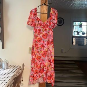 Gorgeous Quiz Clothing Floral Puff Sleeve Dress in Size US 8